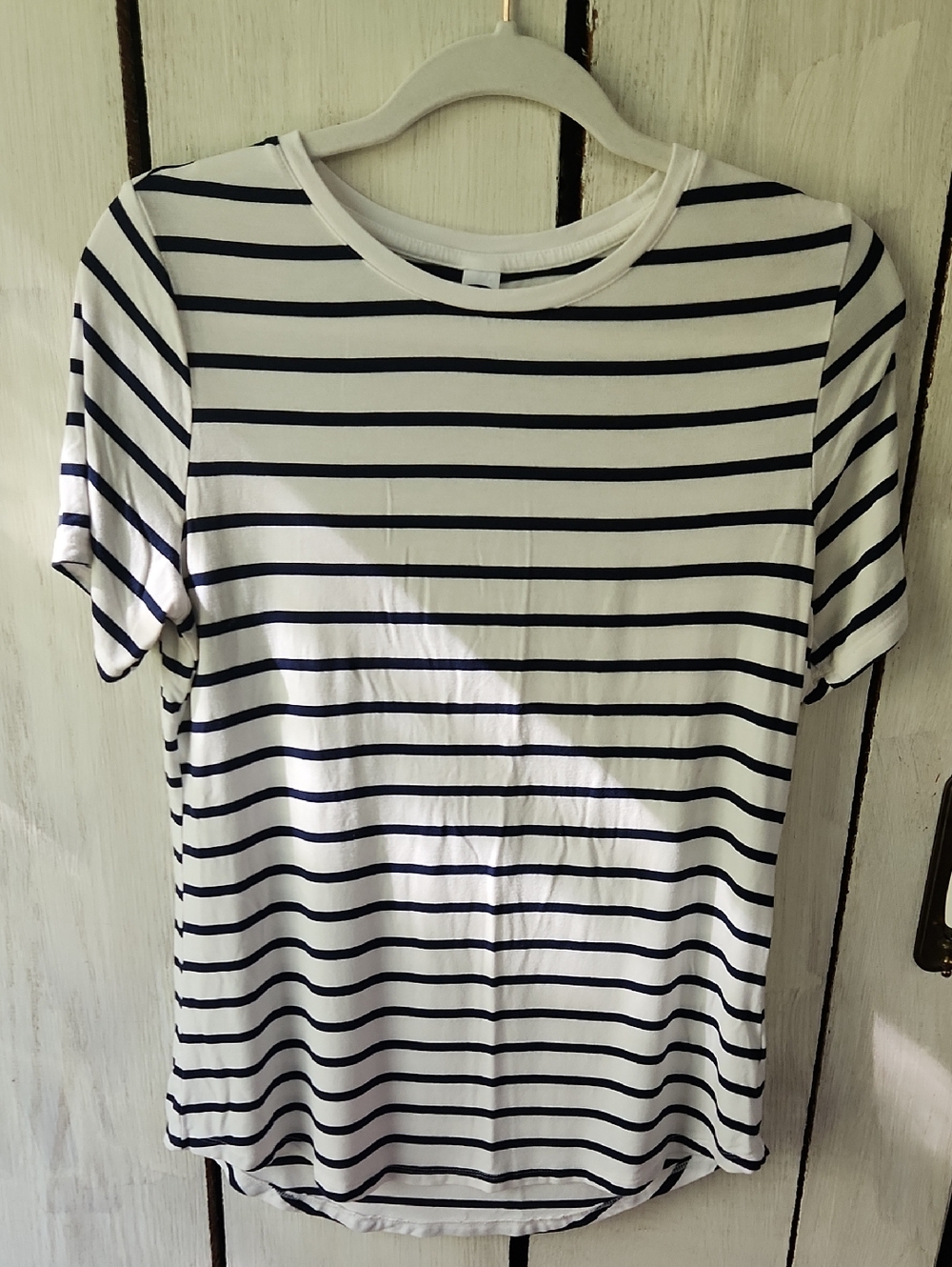 Old Navy Luxe Navy Striped Tee Size Small